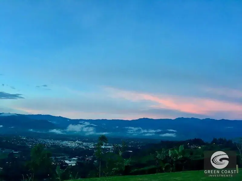 Modern Ridge-Top Villa with Panoramic Valley Views, Pool, and Fruit Orchards in Perez Zeledon — view 15, Perez Zeledon, Costa Rica