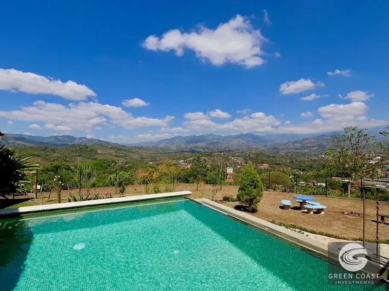 Modern Ridge-Top Villa with Panoramic Valley Views, Pool, and Fruit Orchards in Perez Zeledon — view 16, Perez Zeledon, Costa Rica