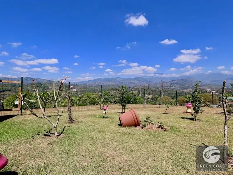 Modern Ridge-Top Villa with Panoramic Valley Views, Pool, and Fruit Orchards in Perez Zeledon — view 23, Perez Zeledon, Costa Rica