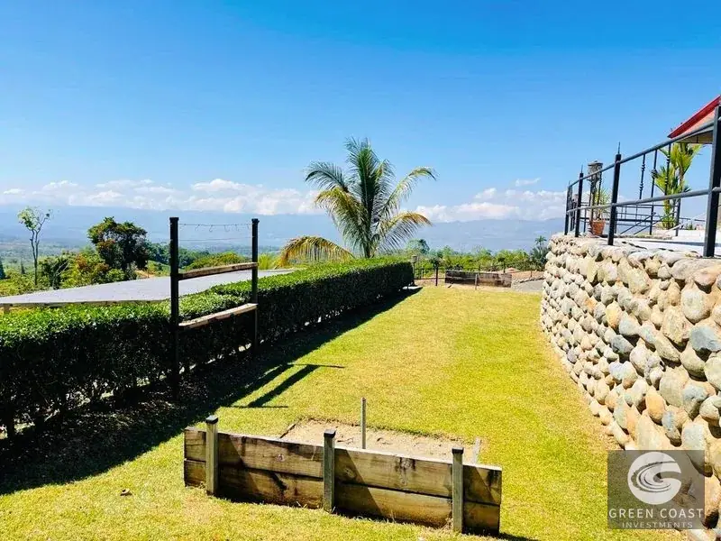 Furnished 3-BR Santa Elena Oasis with Pool, Mountain Views & Detached Garage — view 13, Perez Zeledon, Costa Rica