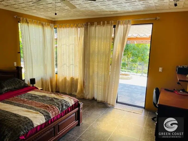 Furnished 3-BR Santa Elena Oasis with Pool, Mountain Views & Detached Garage — view 23, Perez Zeledon, Costa Rica