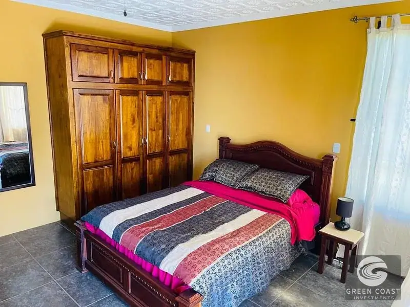 Furnished 3-BR Santa Elena Oasis with Pool, Mountain Views & Detached Garage — view 25, Perez Zeledon, Costa Rica