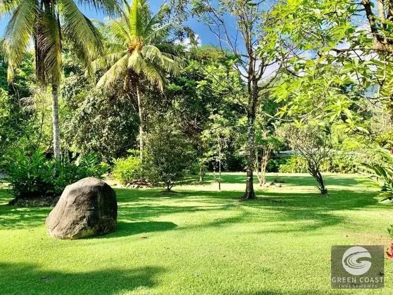 Ojochal Riverfront Estate with Private Pool, Guest Lot and Lush Tropical Gardens — view 11, Ojochal, Costa Rica