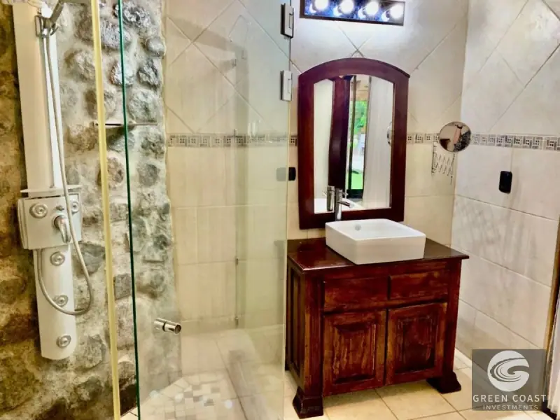Ojochal Riverfront Estate with Private Pool, Guest Lot and Lush Tropical Gardens — view 49, Ojochal, Costa Rica
