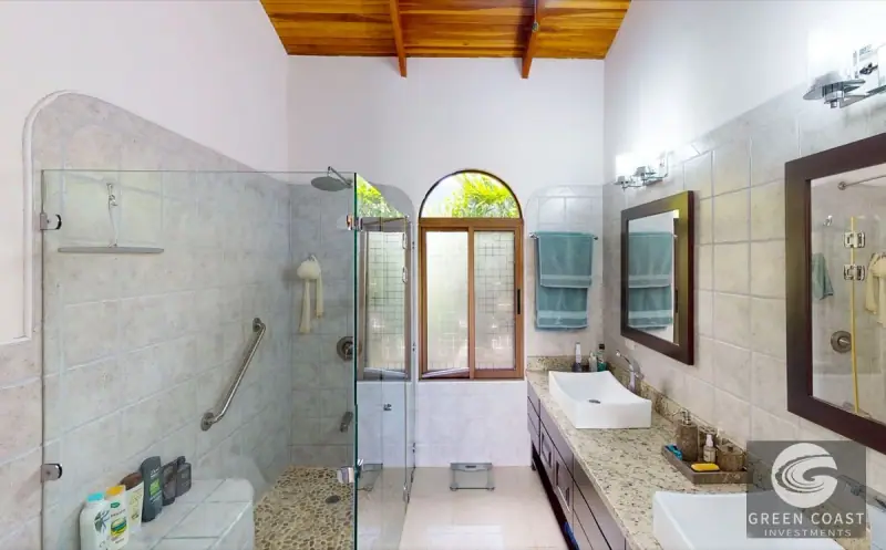 Ojochal Hillside Estate: 270-Degree Ocean & Mountain Views with Infinity Pool — view 58, Ojochal, Costa Rica