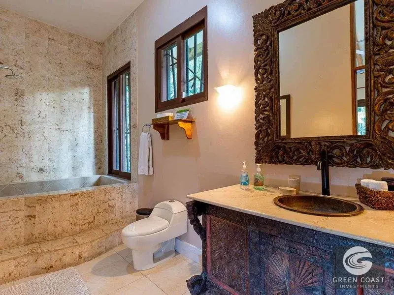 Luxury Balinese Villa with Pool in Exclusive Gated Manuel Antonio Enclave — view 11, Manuel Antonio, Costa Rica
