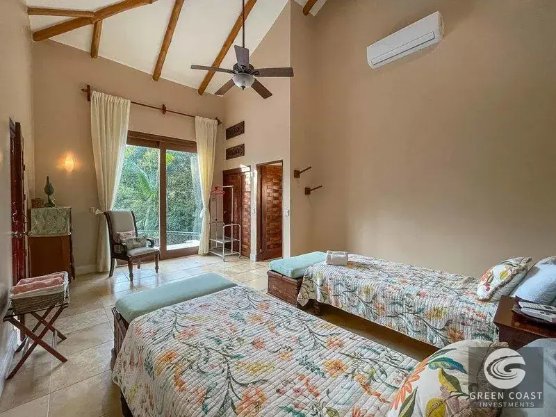 Luxury Balinese Villa with Pool in Exclusive Gated Manuel Antonio Enclave — view 15, Manuel Antonio, Costa Rica
