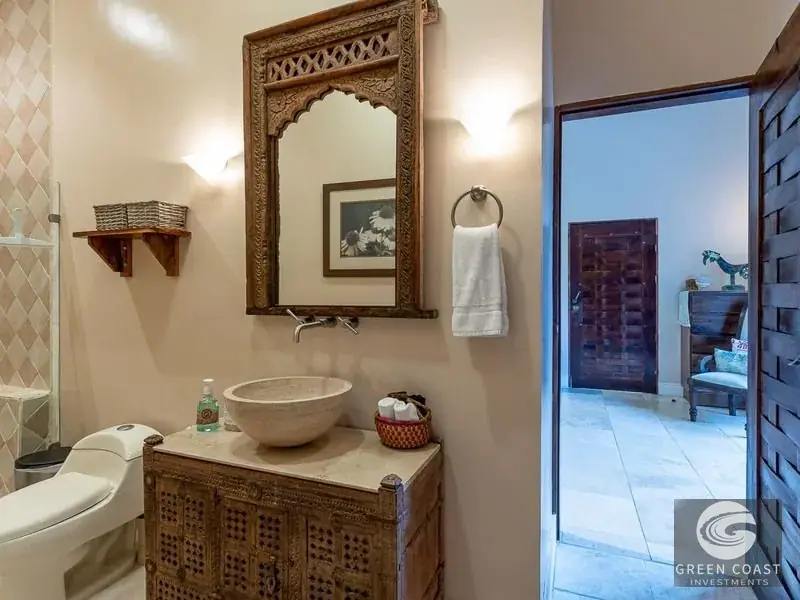 Luxury Balinese Villa with Pool in Exclusive Gated Manuel Antonio Enclave — view 16, Manuel Antonio, Costa Rica