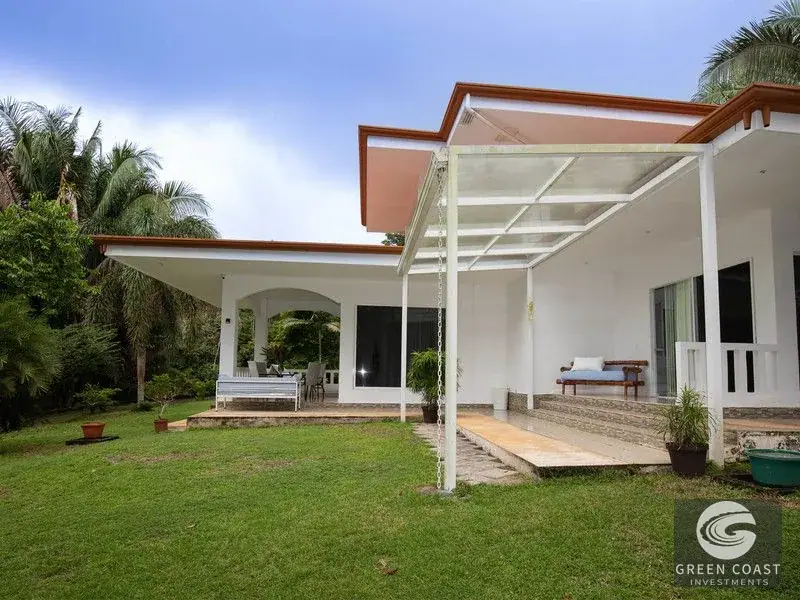 Elegant Estate with Guesthouse & Mountain Views in Secure Gated Community — view 2, Quepos, Costa Rica