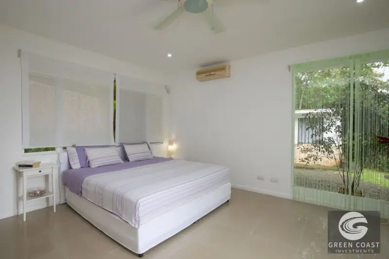 Elegant Estate with Guesthouse & Mountain Views in Secure Gated Community — view 44, Quepos, Costa Rica