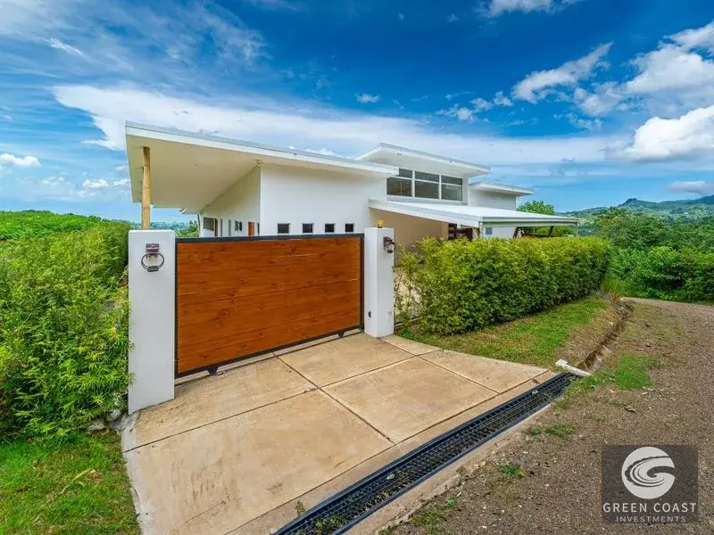 Modern Ocean-View Luxury Villa with Teak Floors and Private Pool in Ojochal — view 7, Ojochal, Ojochal, Costa Rica