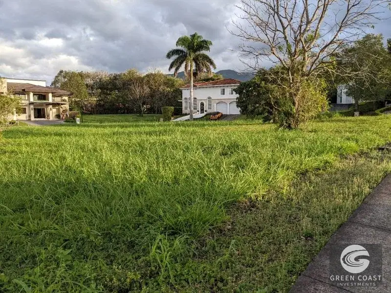 Premium 1,464m² Luxury Lot in Exclusive Gated Community with Mountain Views — view 3, Rio Oro, Santa Ana, Costa Rica
