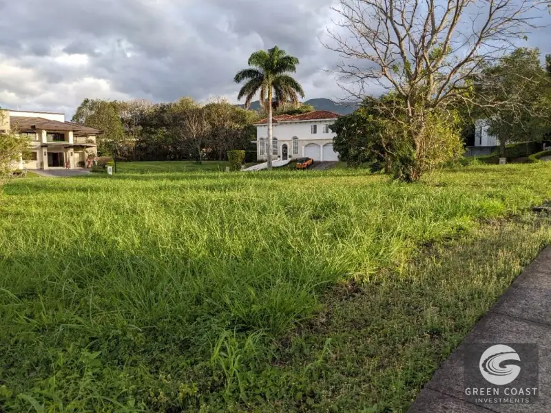 Premium 1,464m² Luxury Lot in Exclusive Gated Community with Mountain Views — view 13, Rio Oro, Santa Ana, Costa Rica