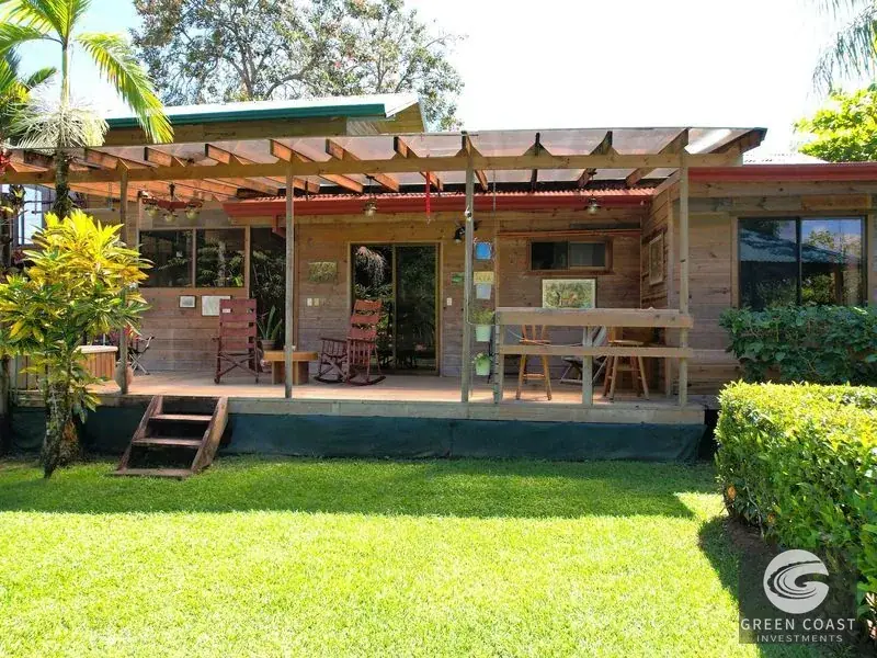 Uvita Tropical Oasis: Profitable 3-Bed Rental Estate with Pool, Mountain Views & Room to Expand Near the Beach — view 4, Uvita, Costa Rica