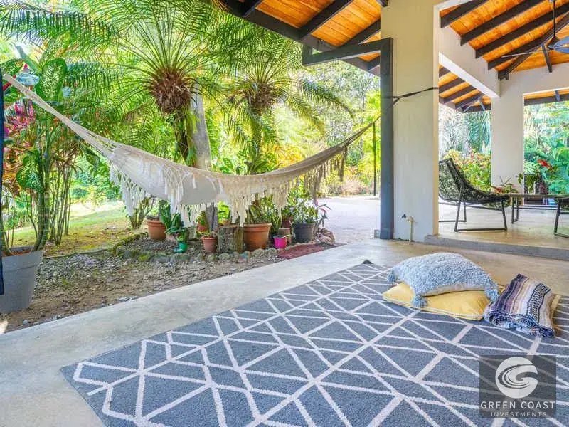 Prime Ojochal Estate: 1.3-Acre Luxury Property with Rebuilt Main House, Pool, and Endless Development Potential — view 16, Ojochal, Costa Rica