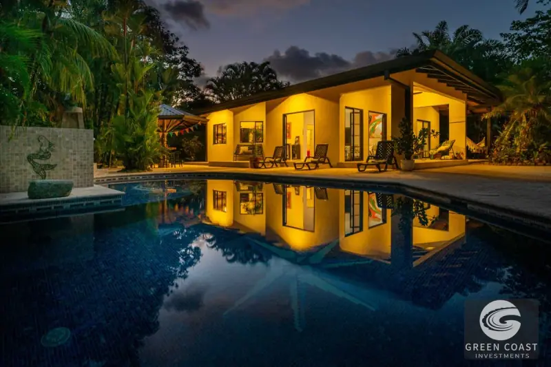 Prime Ojochal Estate: 1.3-Acre Luxury Property with Rebuilt Main House, Pool, and Endless Development Potential — view 37, Ojochal, Costa Rica