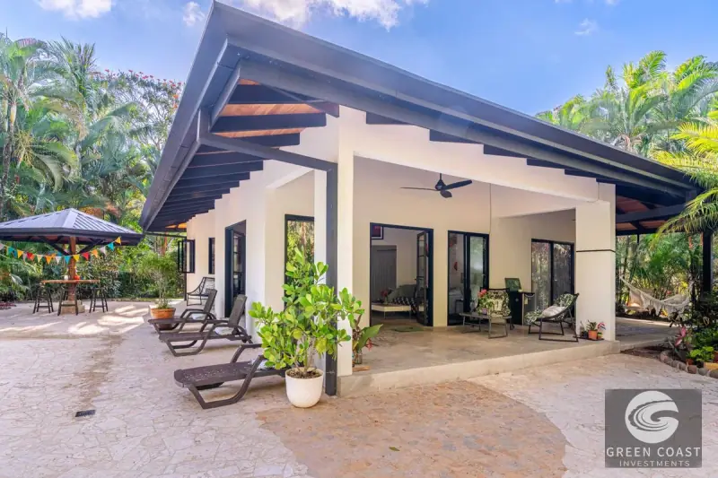 Prime Ojochal Estate: 1.3-Acre Luxury Property with Rebuilt Main House, Pool, and Endless Development Potential — view 39, Ojochal, Costa Rica