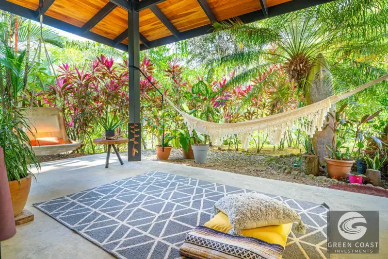 Prime Ojochal Estate: 1.3-Acre Luxury Property with Rebuilt Main House, Pool, and Endless Development Potential — view 49, Ojochal, Costa Rica