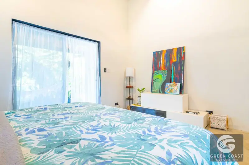 Prime Ojochal Estate: 1.3-Acre Luxury Property with Rebuilt Main House, Pool, and Endless Development Potential — view 59, Ojochal, Costa Rica