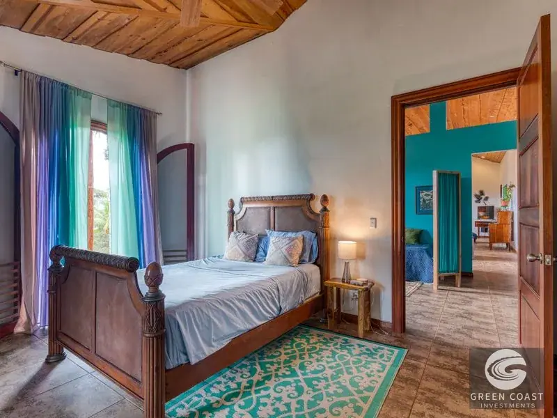 Ocean-View Mountain Estate with Pool & Private Guest Cabin in Dominical — view 17, Bahía Ballena, Osa, Costa Rica