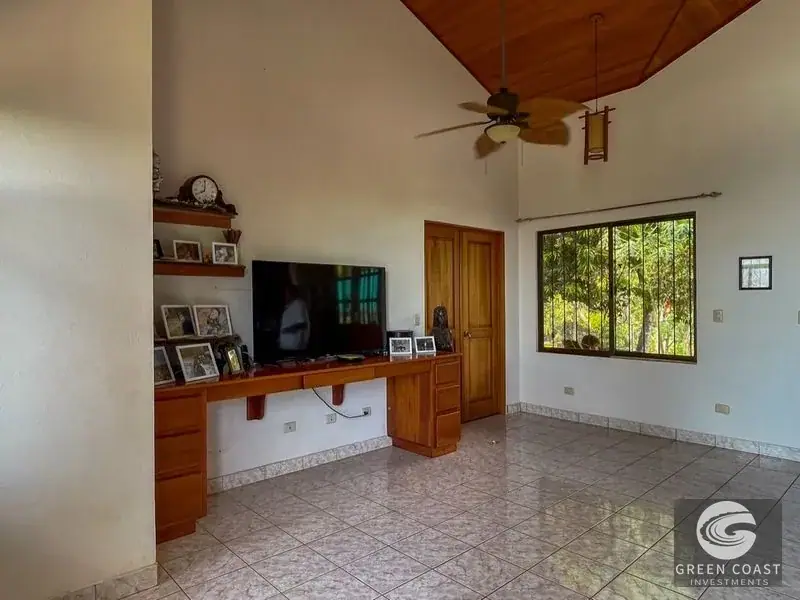 Ocean-View Tres Rios Estate with Infinity Pool, Guest Casita, and Active Orchard — view 18, Ojochal, Costa Rica