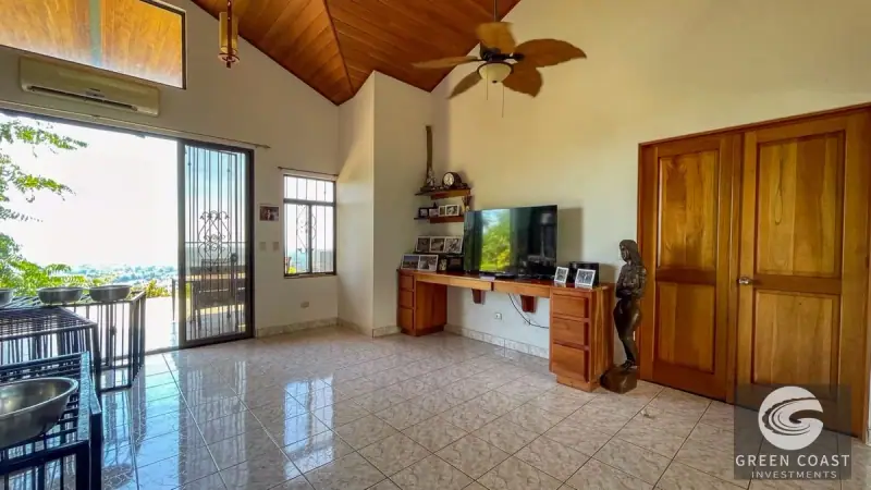 Ocean-View Tres Rios Estate with Infinity Pool, Guest Casita, and Active Orchard — view 45, Ojochal, Costa Rica