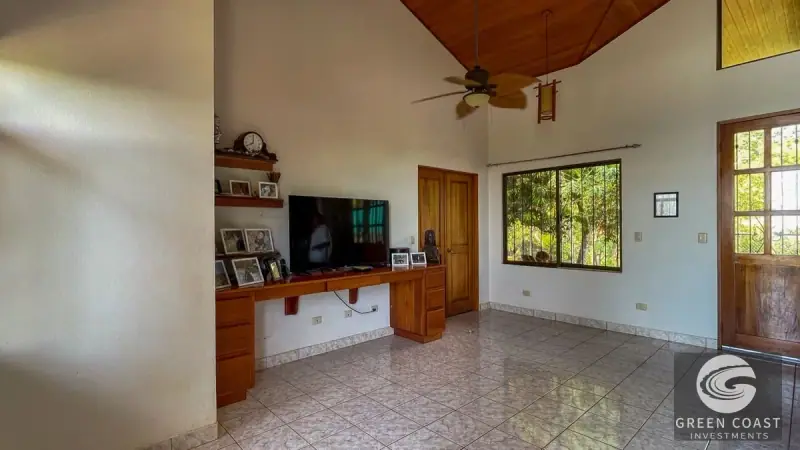 Ocean-View Tres Rios Estate with Infinity Pool, Guest Casita, and Active Orchard — view 46, Ojochal, Costa Rica