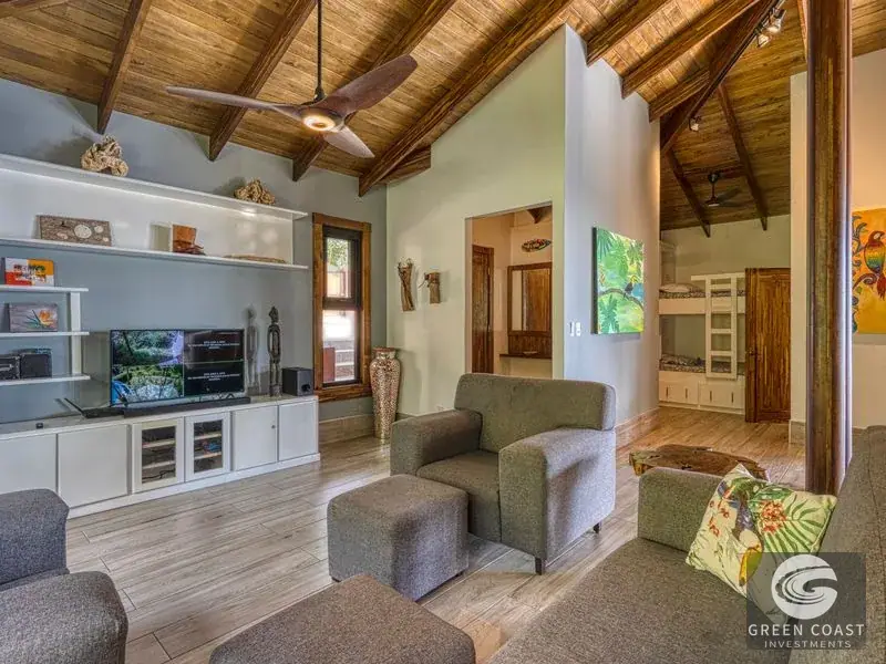 Luxury Dominical Estate with 3 Villas, Infinity Pool & Panoramic Pacific Views — view 18, Dominical, Costa Rica
