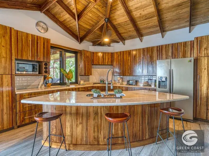 Luxury Dominical Estate with 3 Villas, Infinity Pool & Panoramic Pacific Views — view 19, Dominical, Costa Rica