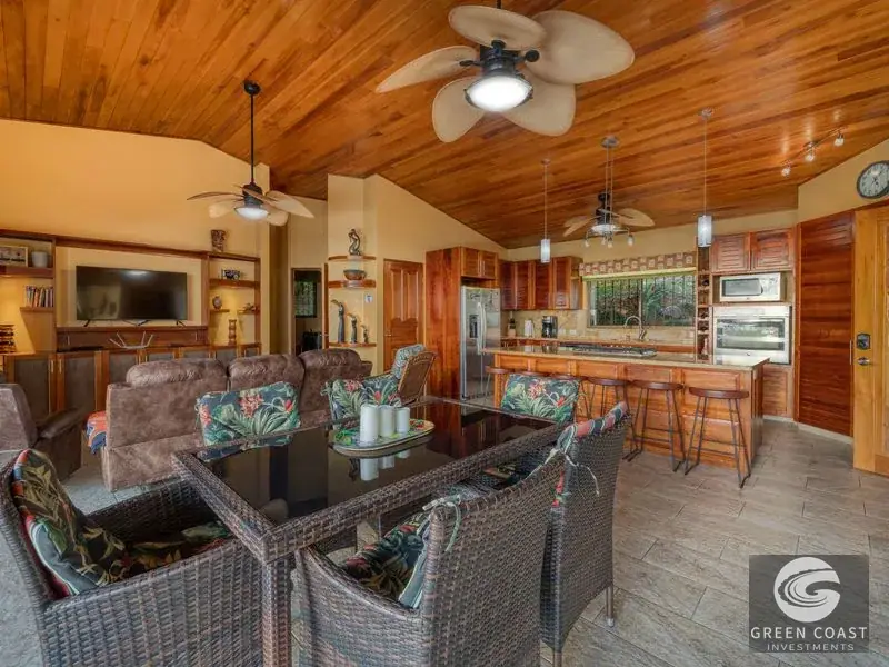 Luxury Escaleras Ocean-View Villa with Infinity Pool & Expansion Potential in Dominical — view 15, Dominical, Costa Rica