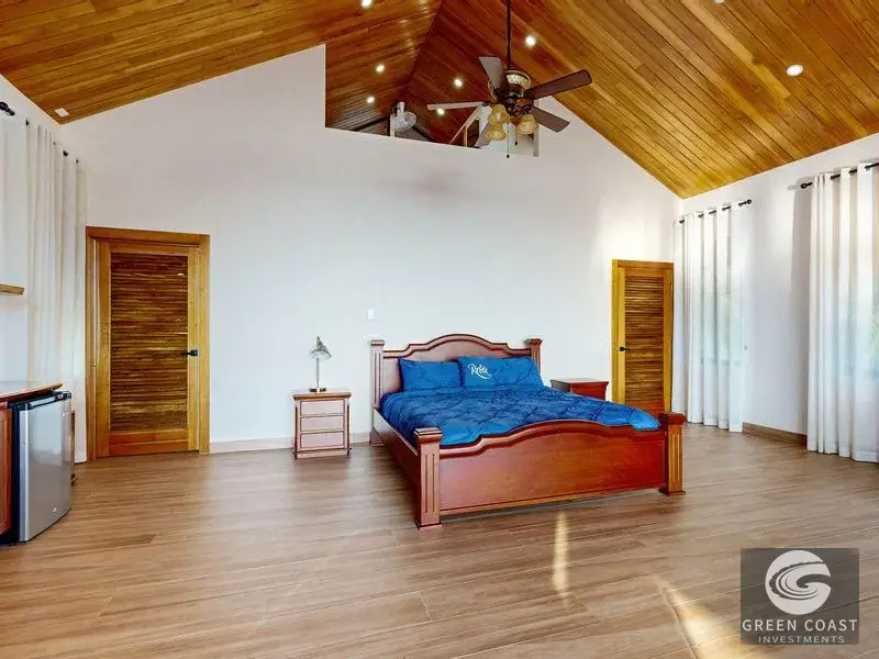 Luxury 4BR Ocean-View Villa with Infinity Pool in Exclusive Dominical Gated Community — view 12, Dominical, Costa Rica