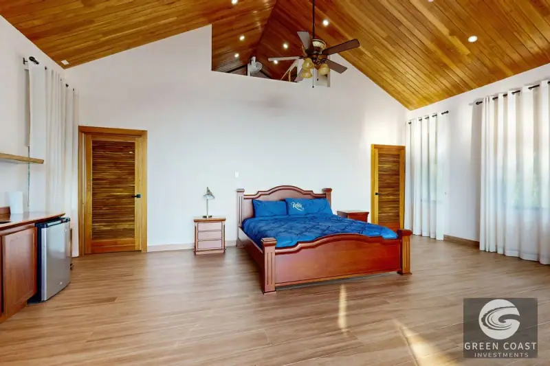 Luxury 4BR Ocean-View Villa with Infinity Pool in Exclusive Dominical Gated Community — view 46, Dominical, Costa Rica