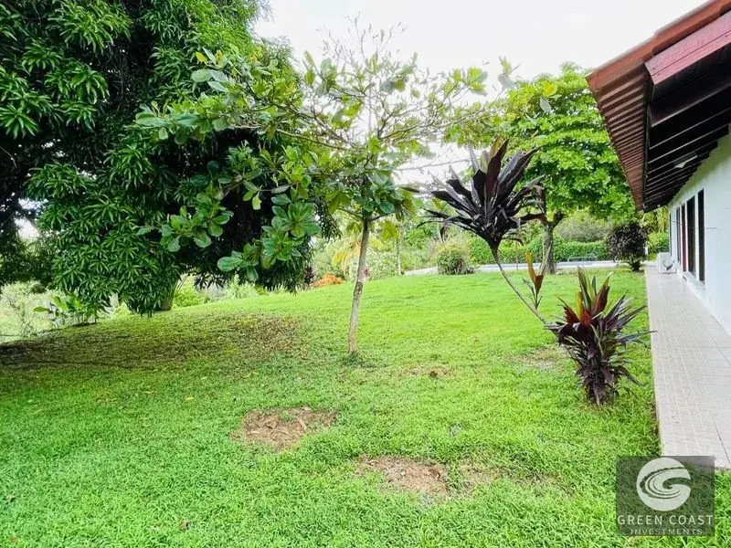 Spacious 8-Acre Ojochal Estate with Ocean Views, Guest House, and Endless Expansion Potential — view 11, Ojochal, Costa Rica