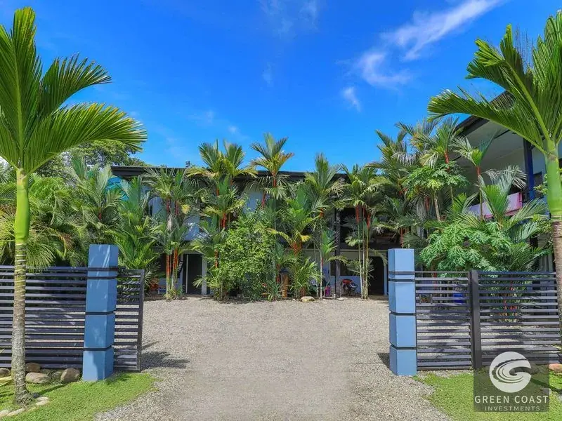 Income-Generating 10-Unit Boutique Hotel with Pool in Central Uvita Walkable to Waterfall — view 5, Uvita, Costa Rica