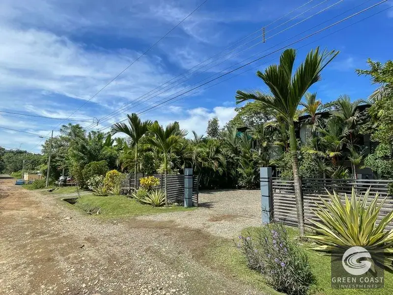 Income-Generating 10-Unit Boutique Hotel with Pool in Central Uvita Walkable to Waterfall — view 25, Uvita, Costa Rica