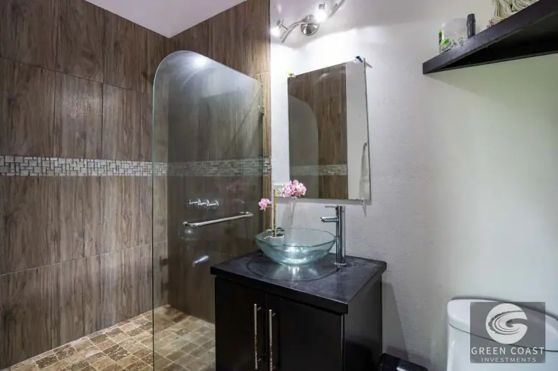 Income-Generating 10-Unit Boutique Hotel with Pool in Central Uvita Walkable to Waterfall — view 35, Uvita, Costa Rica