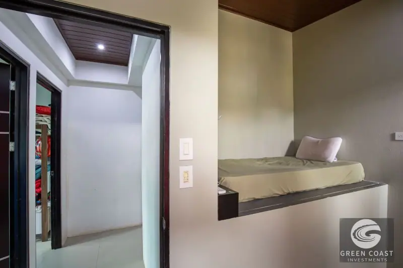 Income-Generating 10-Unit Boutique Hotel with Pool in Central Uvita Walkable to Waterfall — view 45, Uvita, Costa Rica