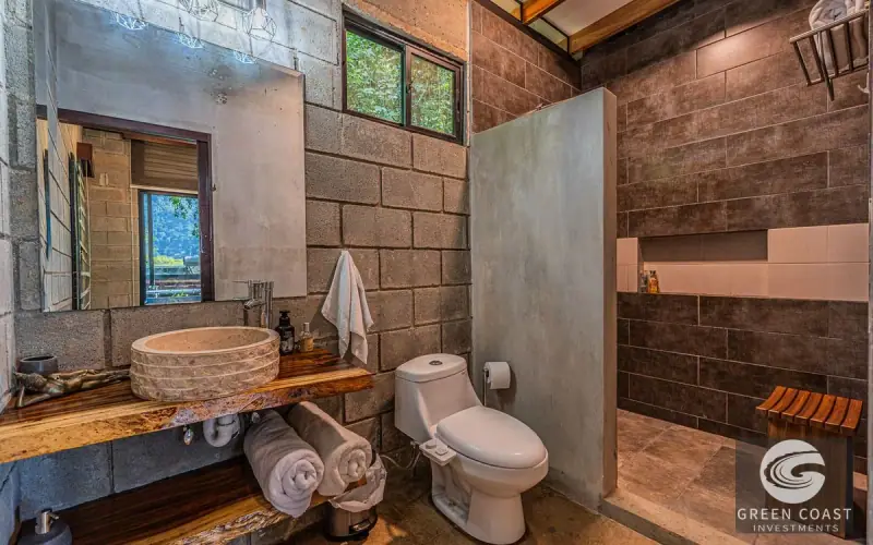Eco-Luxury Off-Grid Homestead: 5.4-Acre Mountain Haven with Ocean Views in Tinamastes — view 50, Dominical, Osa, Costa Rica
