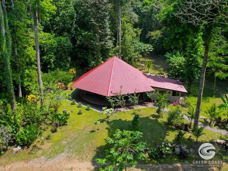 8-Bed Riverfront Estate in Ojochal: Lush Multi-Home Compound with Expansion Land — view 3, Ojochal, Ojochal, Costa Rica