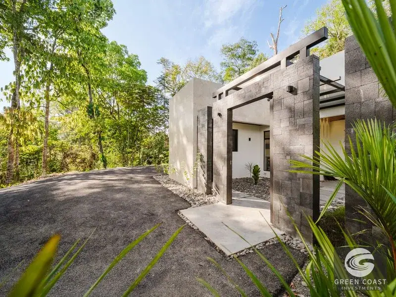 Secluded Luxury Villa with Guest Suite, Pool & Ocean-Access Wildlife Corridor in Quepos — view 4, Quepos, Costa Rica