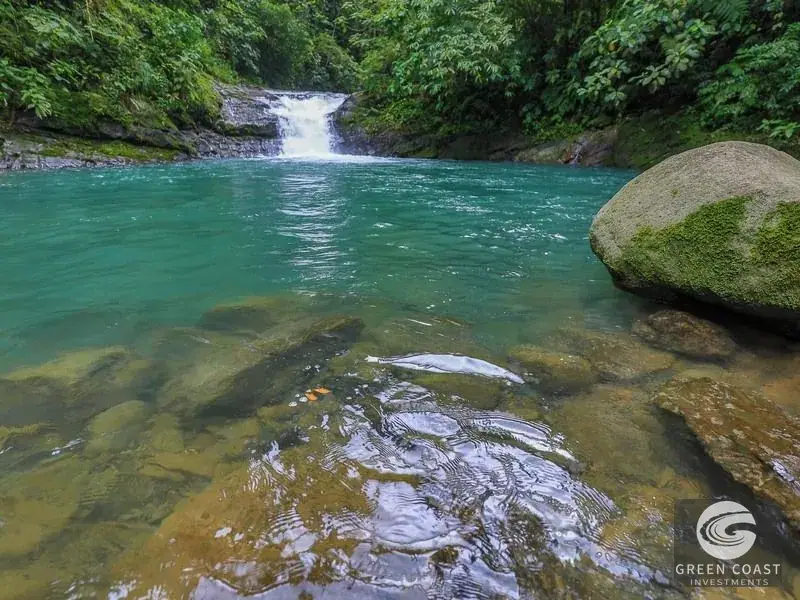 Uvita Ocean-View Ridge Estate: 16.5 Acres with Private River & Ready-to-Build Site — view 3, Uvita, Costa Rica