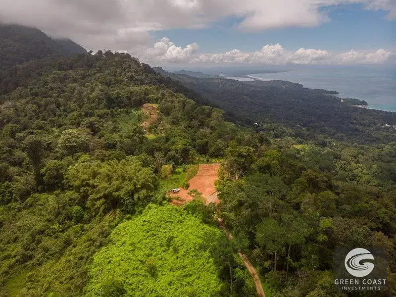 Uvita Ocean-View Ridge Estate: 16.5 Acres with Private River & Ready-to-Build Site — view 10, Uvita, Costa Rica