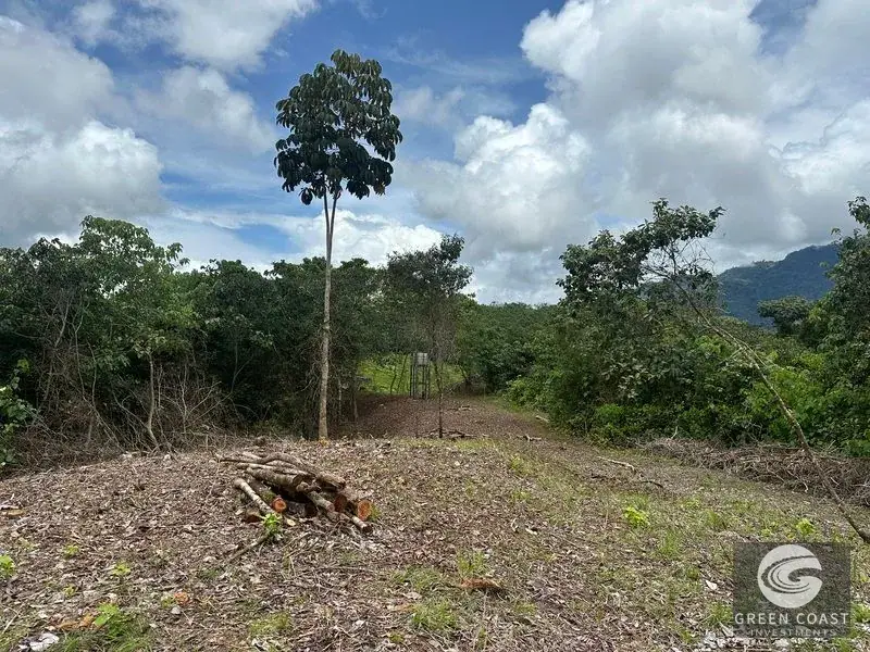 Prime Uvita Riverfront Commercial Lot: Over an Acre of High-Visibility Development Potential — view 10, Uvita, Costa Rica