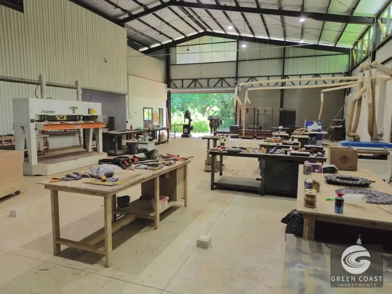 Riverside Eco-Commercial Hub: Modern Workshop & Development Land in Ojochal — view 55, Ojochal, Costa Rica