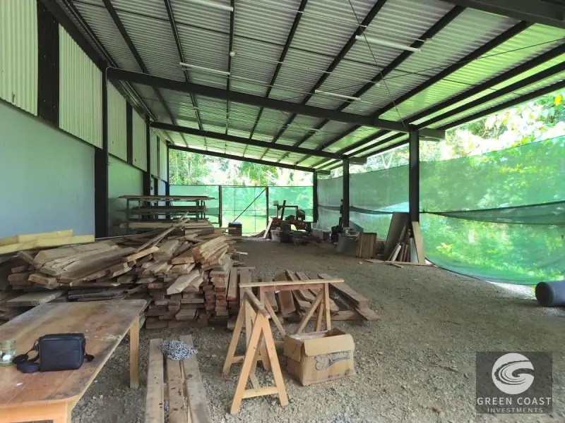 Riverside Eco-Commercial Hub: Modern Workshop & Development Land in Ojochal — view 62, Ojochal, Costa Rica