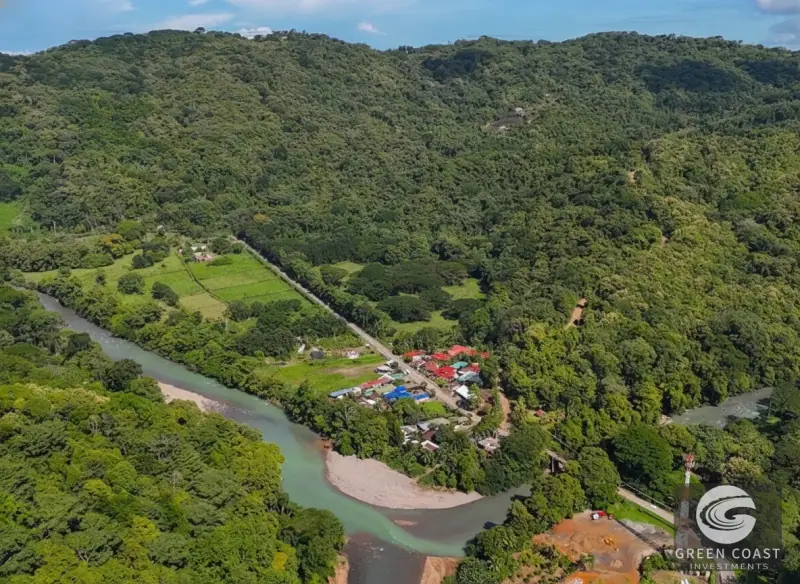 Prime 50-Acre Commercial Development Site with Highway Frontage & Mountain Views near Dominical — view 1, Dominical, Costa Rica