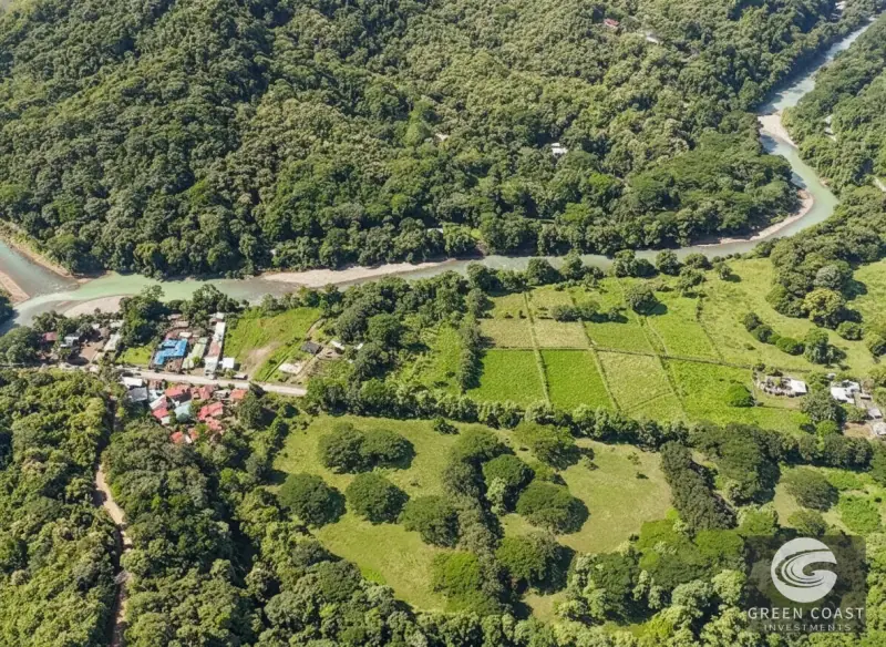 Prime 50-Acre Commercial Development Site with Highway Frontage & Mountain Views near Dominical — view 2, Dominical, Costa Rica