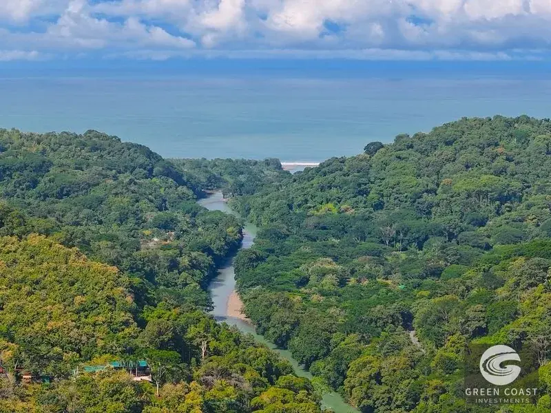 Prime 50-Acre Commercial Development Site with Highway Frontage & Mountain Views near Dominical — view 4, Dominical, Costa Rica