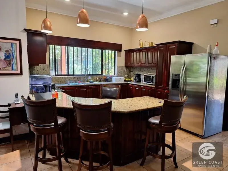 Luxury 5-BR Estate with Sprawling Gardens in Prestigious Gated Colinas de Montealegre — view 10, Tres Ríos, La Unión, Costa Rica