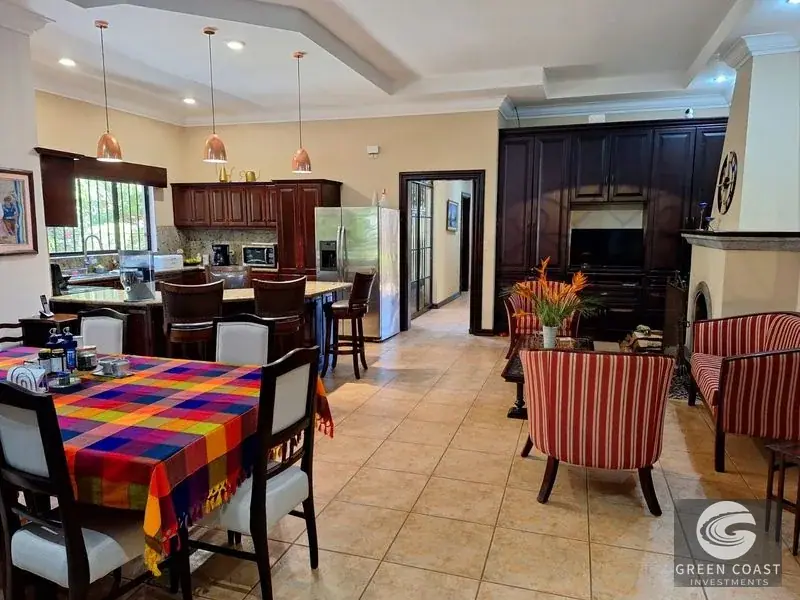 Luxury 5-BR Estate with Sprawling Gardens in Prestigious Gated Colinas de Montealegre — view 22, Tres Ríos, La Unión, Costa Rica